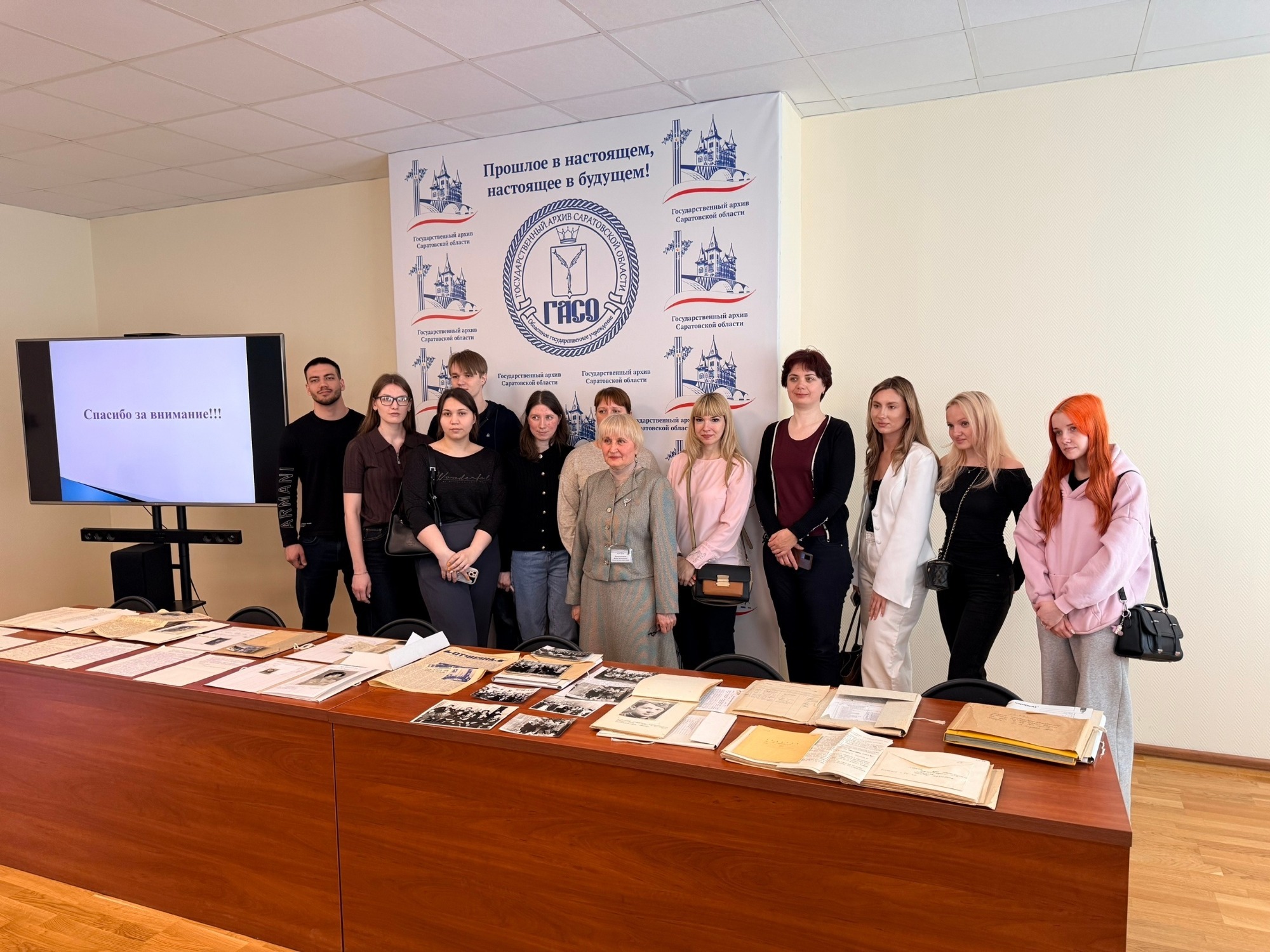Филиал ППК «Роскадастр» по Саратовской области посетил выставку о студентах‑защитниках Сталинграда.