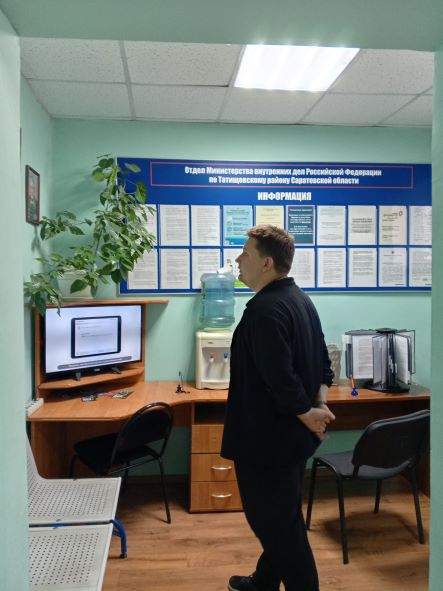 В рамках Всероссийской акции «Гражданский мониторинг» с целью осуществления общественного контроля за деятельностью органов внутренних дел общественники проверили работу ОМВД России по Татищевскому району.