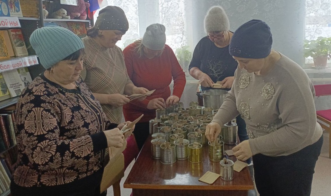Праздничная гуманитарная помощь.