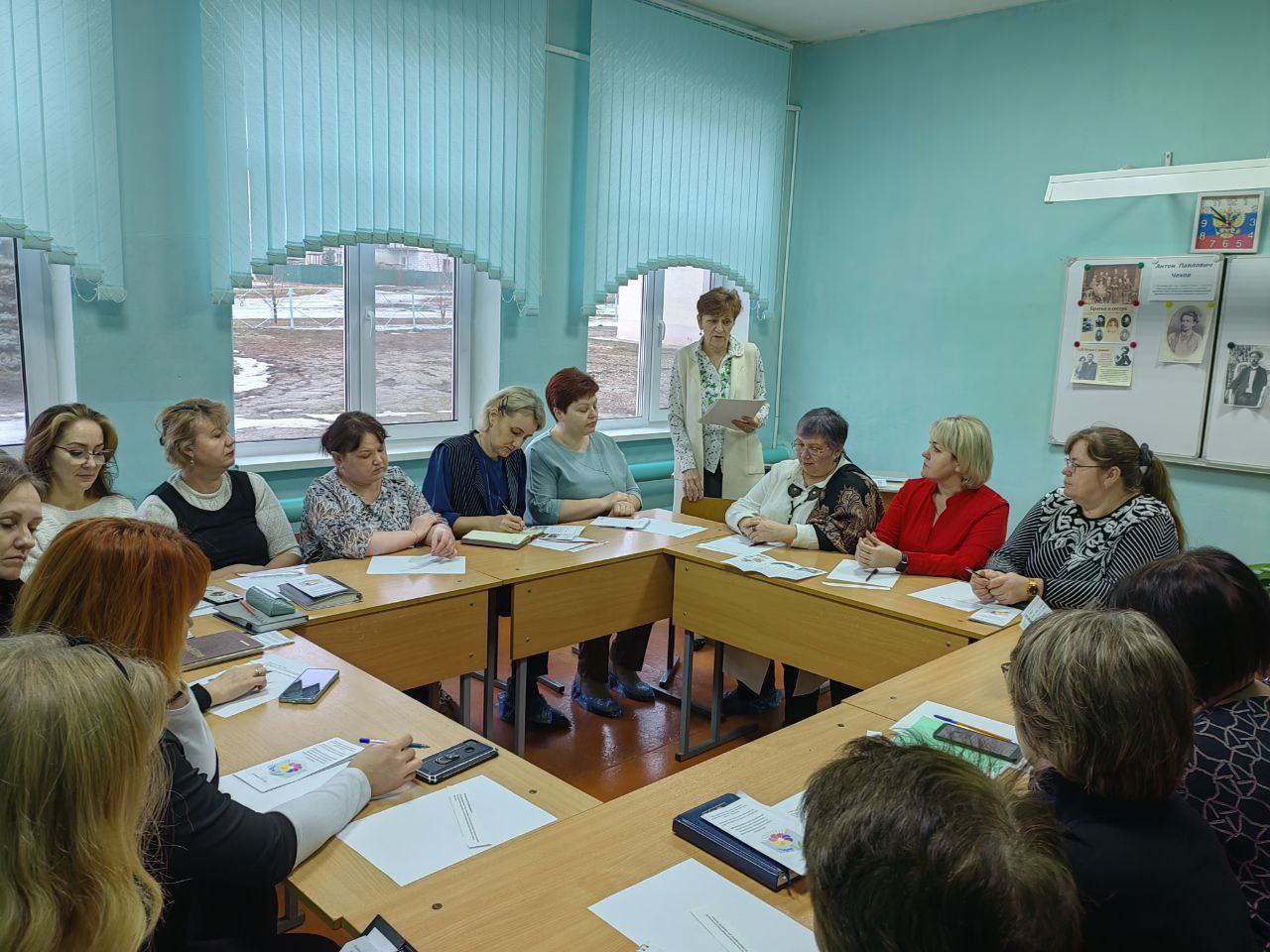 Заседание районного методического объединения учителей русского языка и литературы.