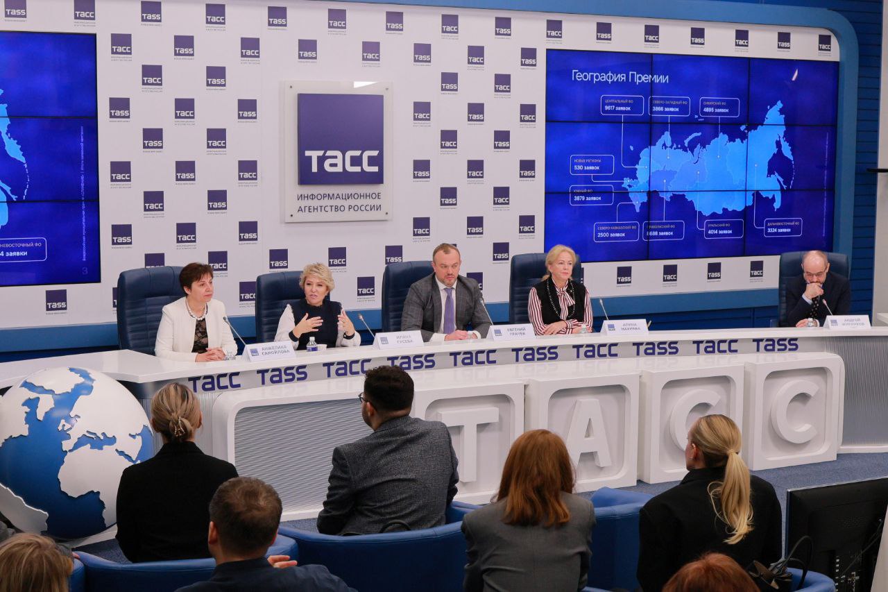 Наша область вошла в топ-5 Приволжского округа по числу заявок премии «Служение»!.