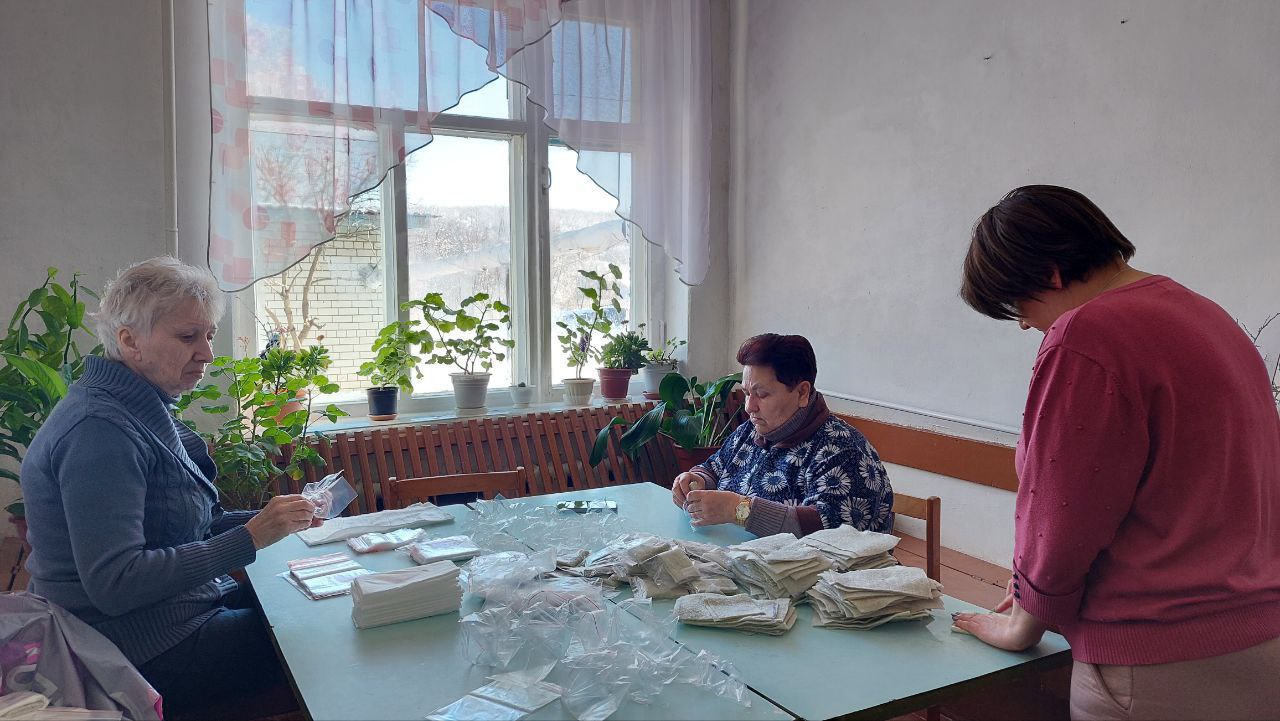 Своих не бросаем!.
