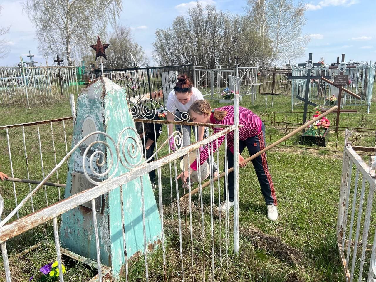 «Могилы предков забывать нельзя!».