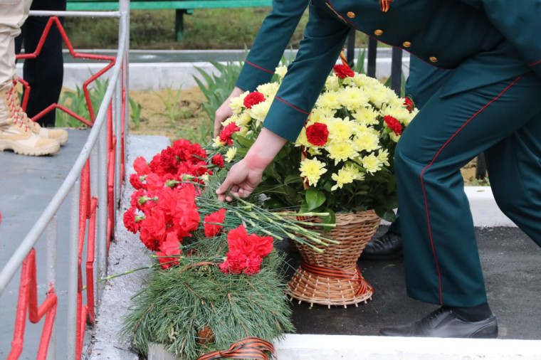 Митинг, посвящённый 80-летней годовщине Великой Победы. Митинг, посвящённый 80-летней годовщине Великой Победы.