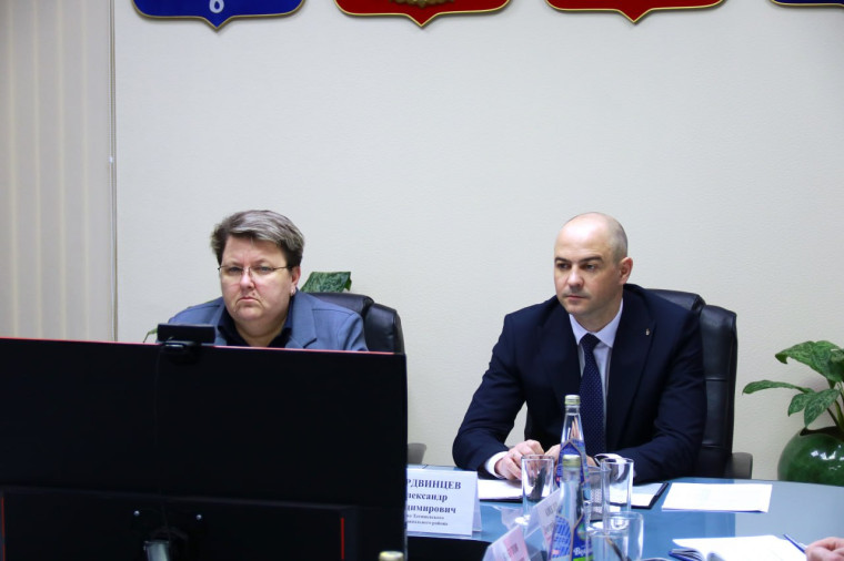 Вопросы аппаратного совещания. Вопросы аппаратного совещания.