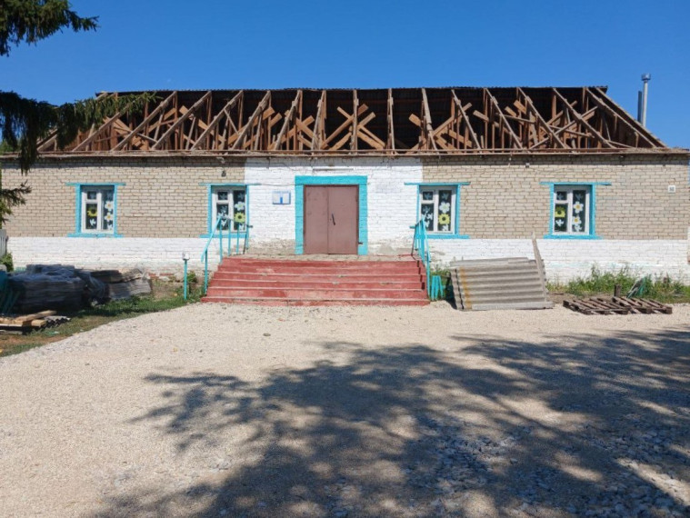 В Татищевском районе продолжаются ремонтные работы учреждений культуры. В Татищевском районе продолжаются ремонтные работы учреждений культуры.