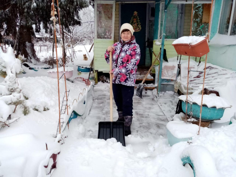 Социальные работники Центра социального обслуживания населения Татищевского района активно участвуют в акции "Тропинка к дому". Социальные работники Центра социального обслуживания населения Татищевского района активно участвуют в акции "Тропинка к дому".